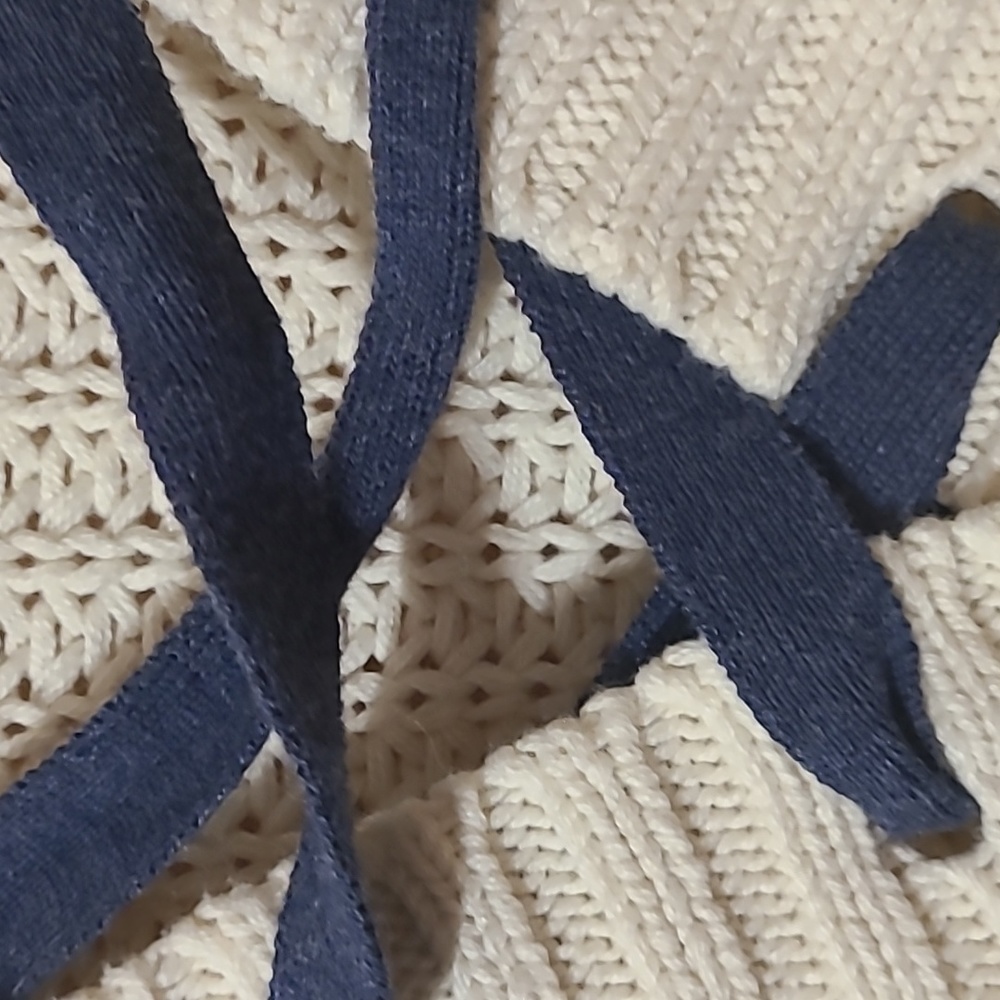 Aerie Chunky Cable Knit Lace Up Cream Sweater - Picture 3 of 7